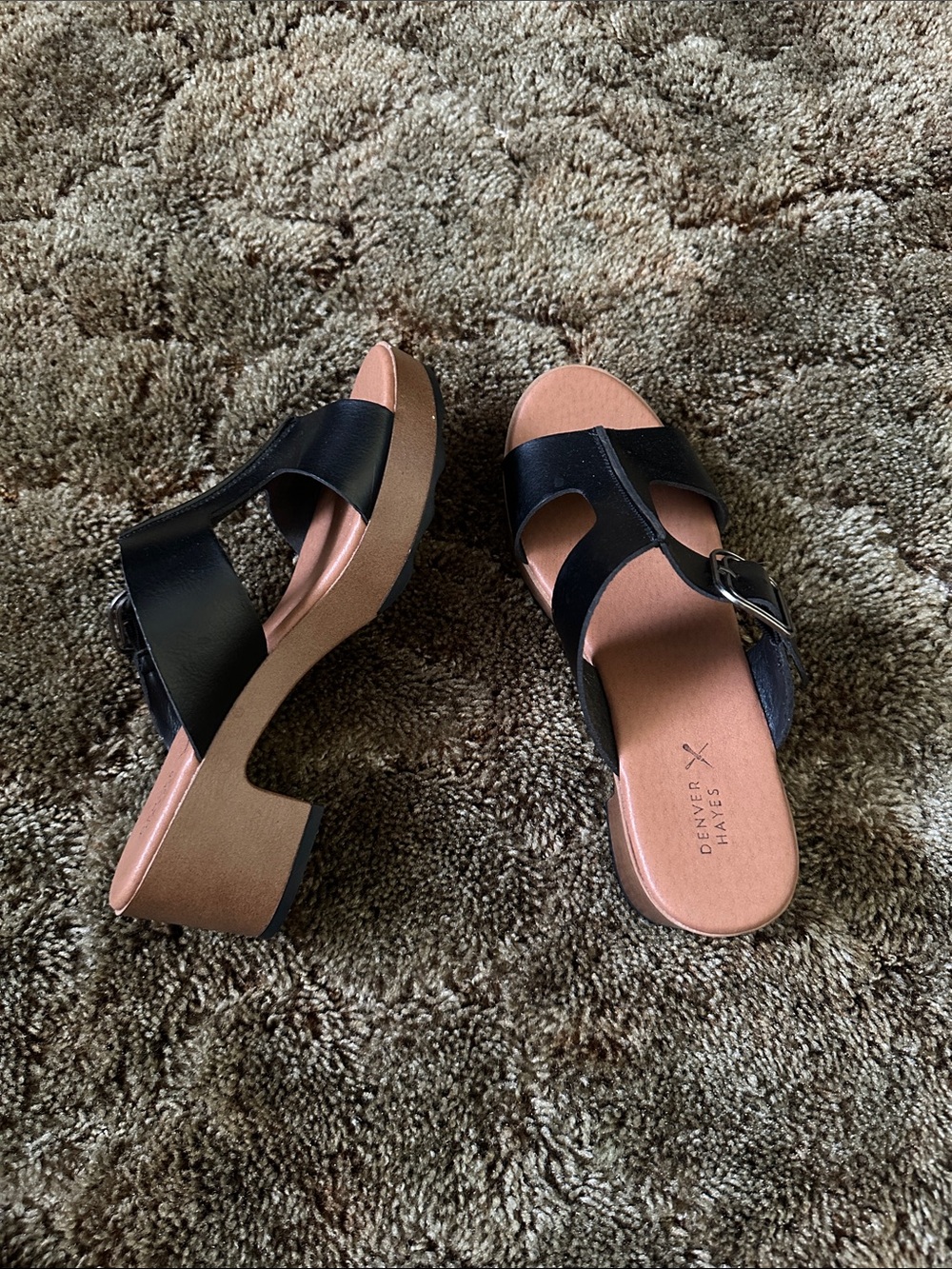 Denver Hayes Black Platform Crossover Sandal